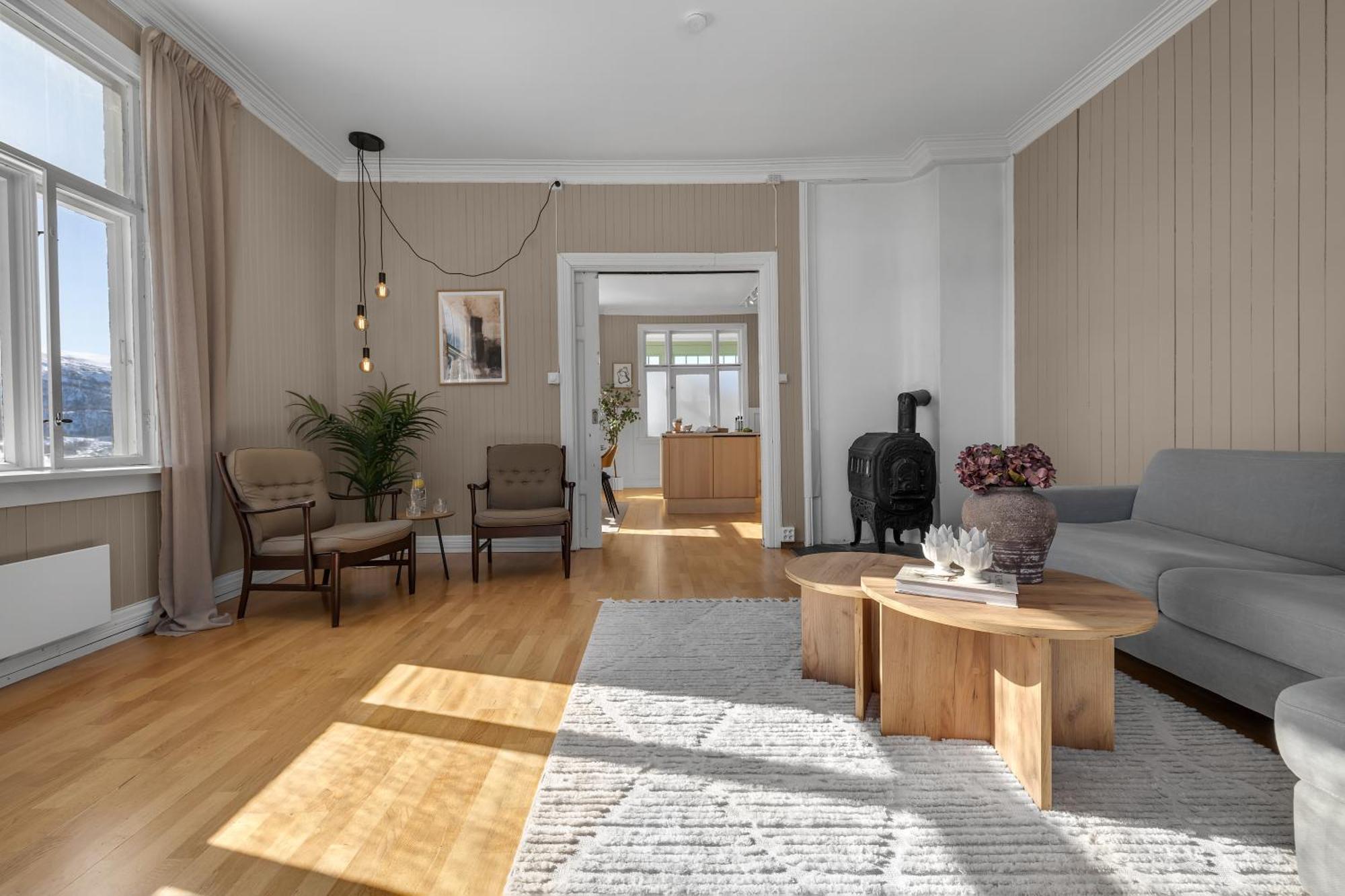 Lovely City Center Apartment With Amazing Views And Free Parking! Tromsø Zewnętrze zdjęcie