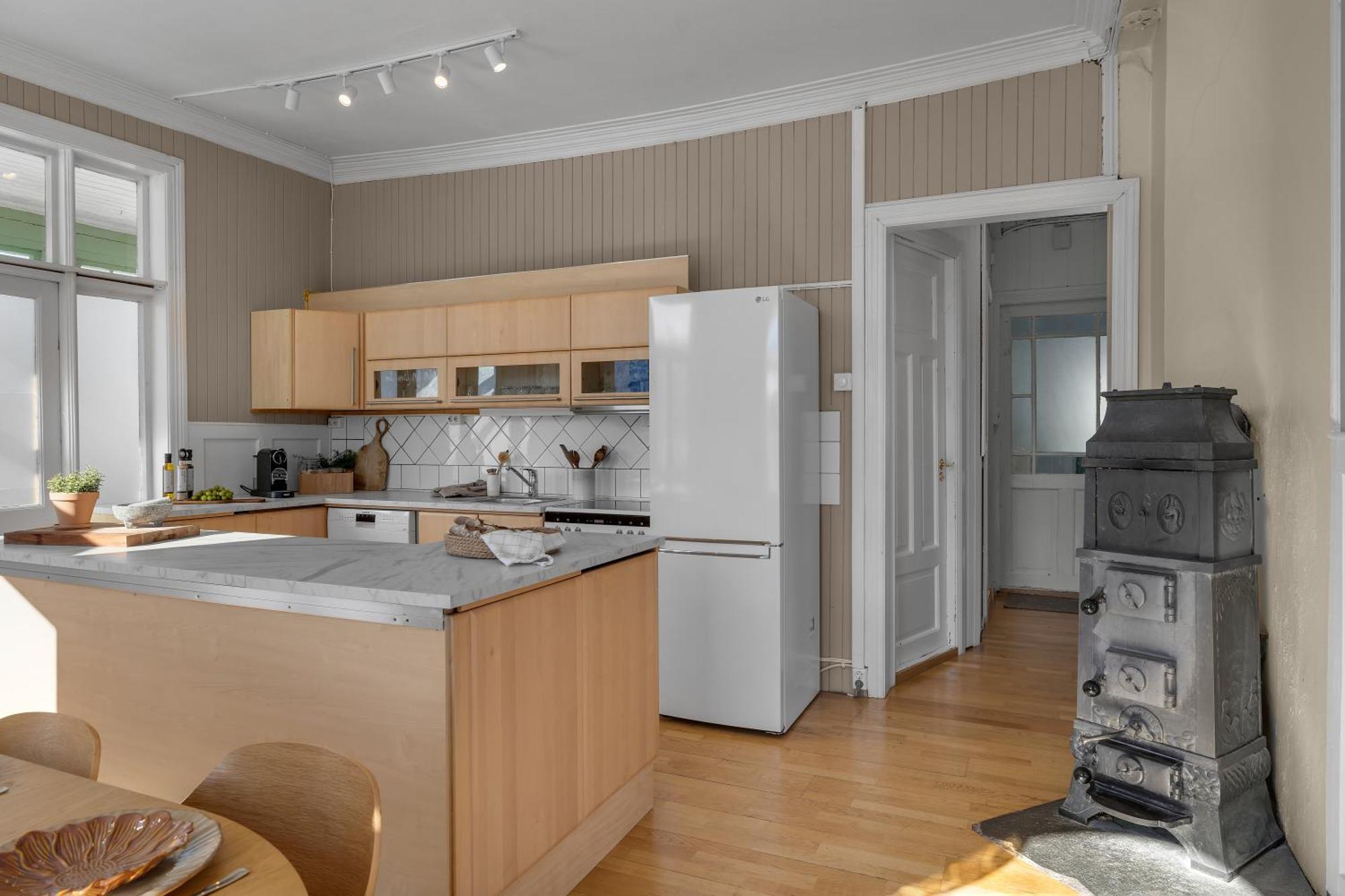 Lovely City Center Apartment With Amazing Views And Free Parking! Tromsø Zewnętrze zdjęcie